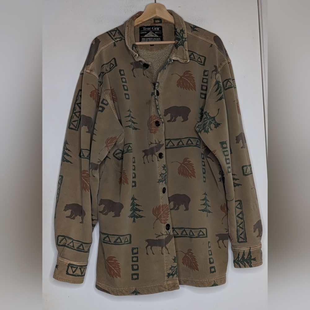 True Grit • Button Down Moose & Bear Shirt Jacket , Large